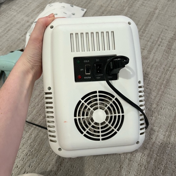 Cooluli mini fridge - Picture 3 of 4